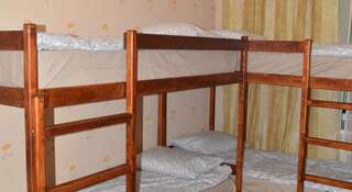 Гостиница Hostel Univer Москва Спальное место на двухъярусной кровати в общем номере для женщин-4